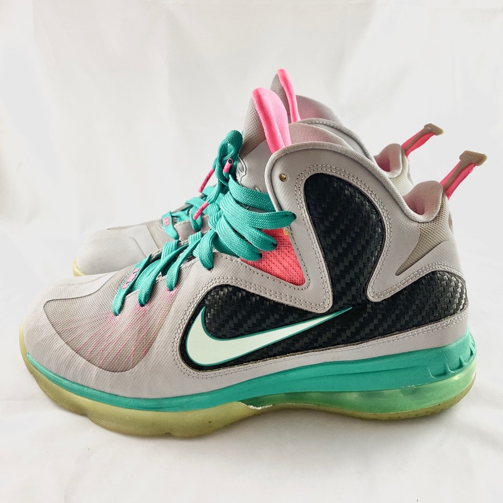 Lebron 9 South Beach/ Sz 7y